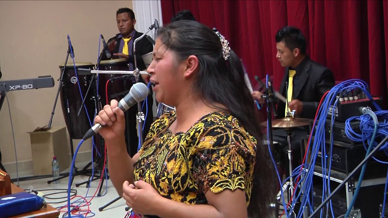 Petrona Gonzales Vol. 21 --Felicidades
