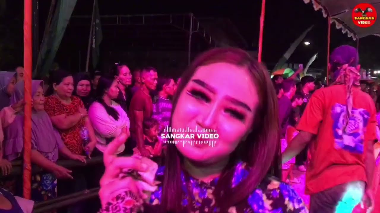 Ci Amel kesurupan di Taruno Mulyo saat live.di Botomulyo cepiring Kendal 
