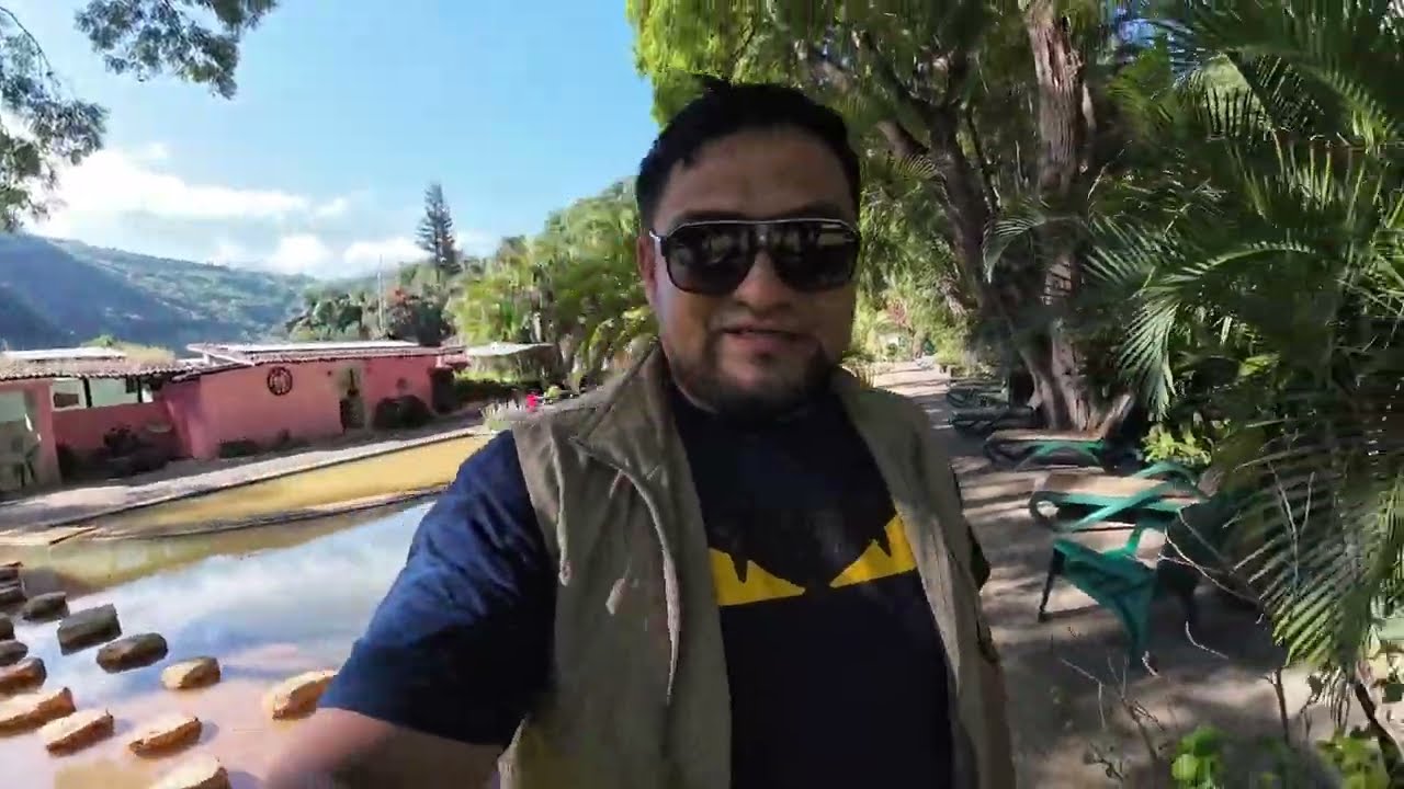 Así es el famoso HOTEL AGUA BLANCA de JUNGAPEO MICHOACÁN