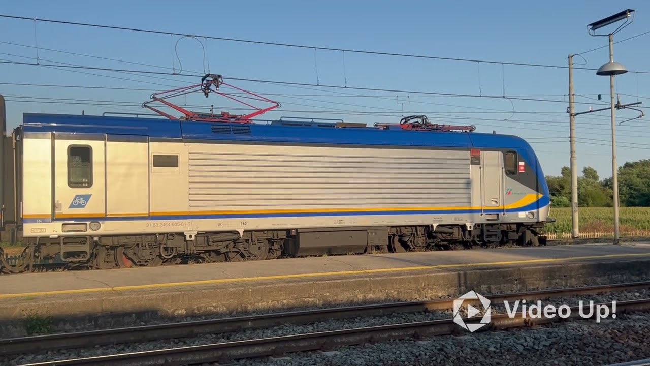 Incisa, stazione di Incisa. Treni in arrivo, in partenza e in transito! 