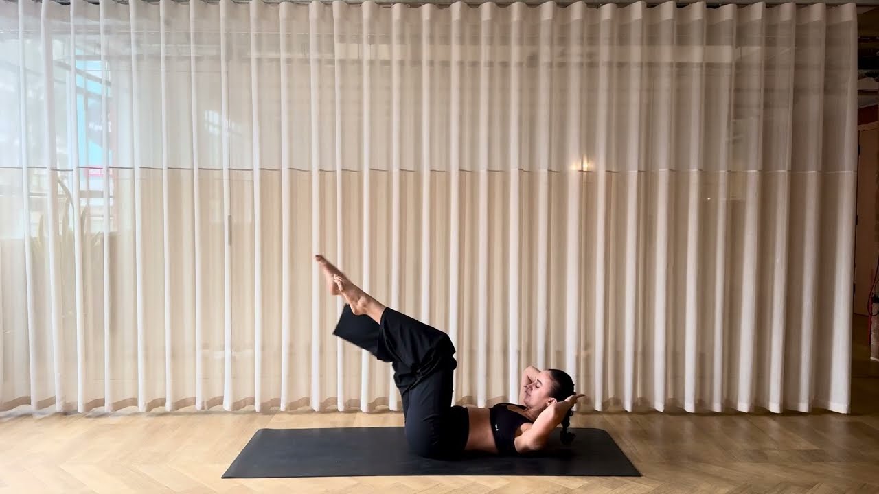 25 min core & glutes | steady strength with no equipment