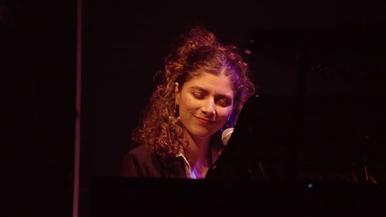 Breathe Me - Sia Cover - תמר פילוסוף