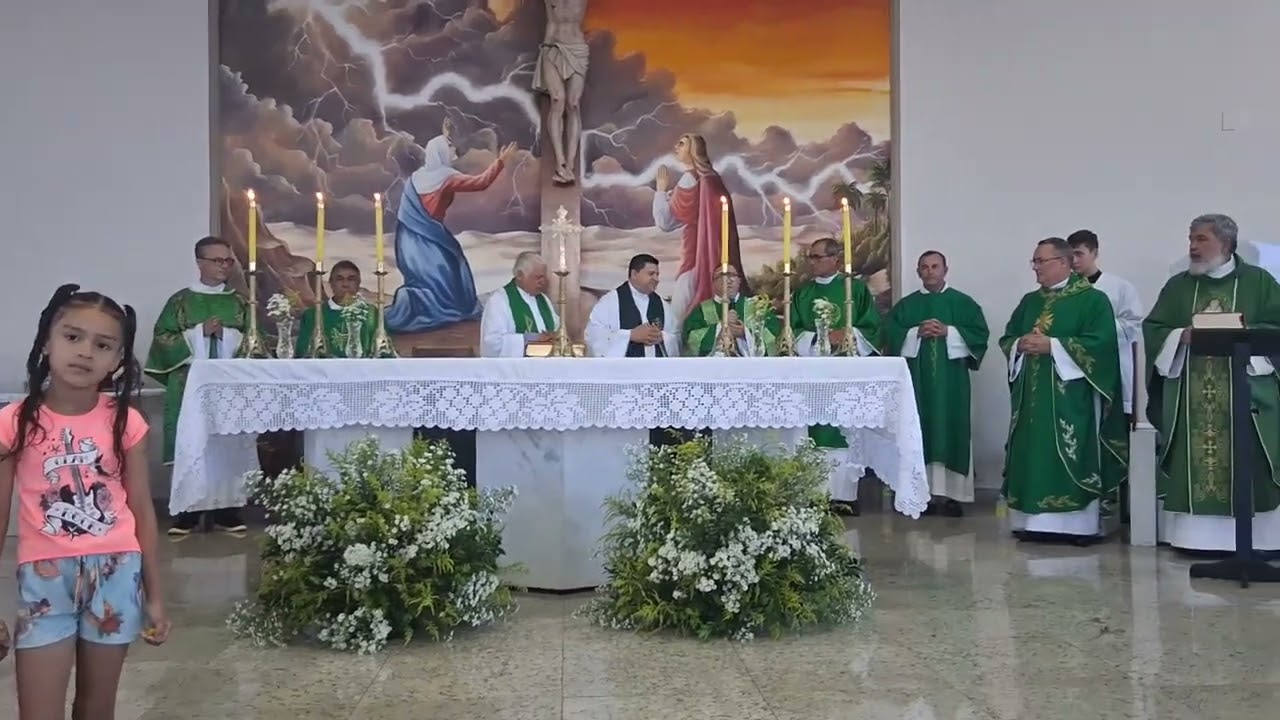 (pt06 )  Padres e  Diáconos se  apresentam a comunidade  