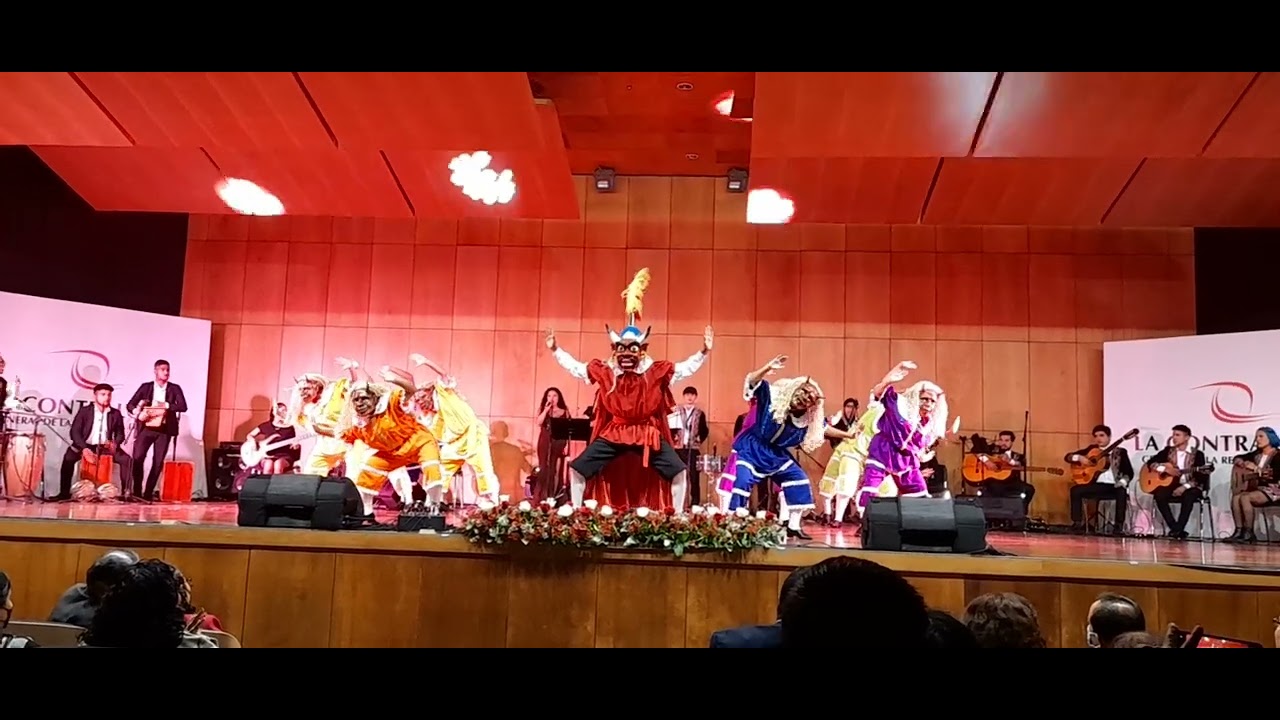 Son de los Diablos presentación del Conjunto Nacional de Folklore José Maria Arguedas..