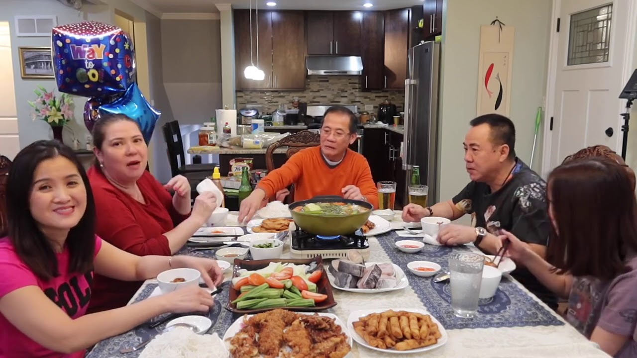 Vlog 739 ll Ăn Mừng tưng Bừng kỳ niệm 2 Năm YouTube của vợ chống Bình Huỳnh