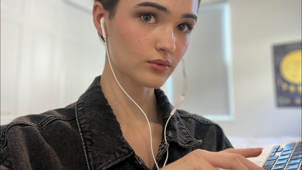 ASMR college counselor curates a uni list for you! 🏫