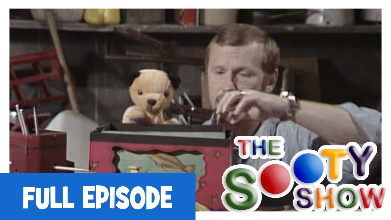 The Sooty Show: Izzy Wizzy - FULL EPISODE │ Sooty Classics, Clips and More 🎬 #throwback