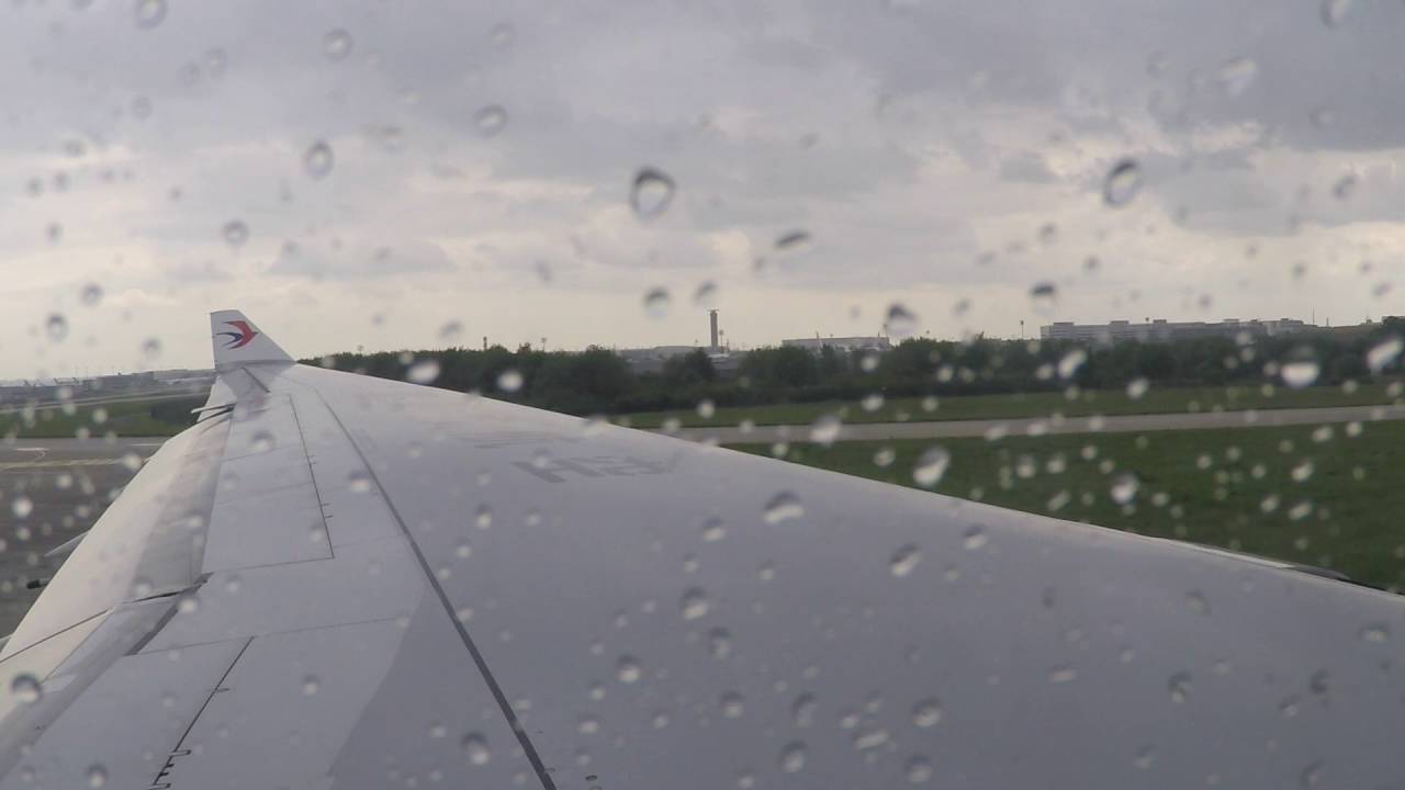 [MVT] CHINA EASTERN A330-200 Paris ⇒ Shanghaï (TAKE OFF)