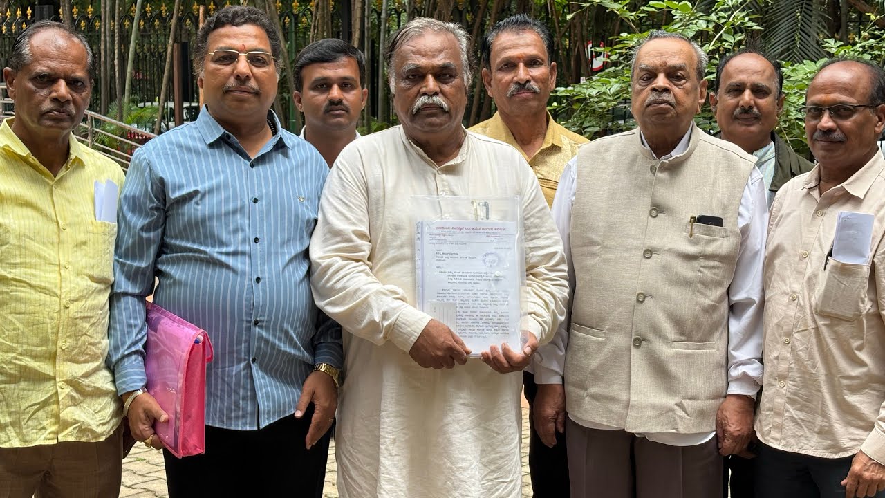 Bharatiya Veerashaiva Lingayat Jangam Parishad press meet in Bengaluru.