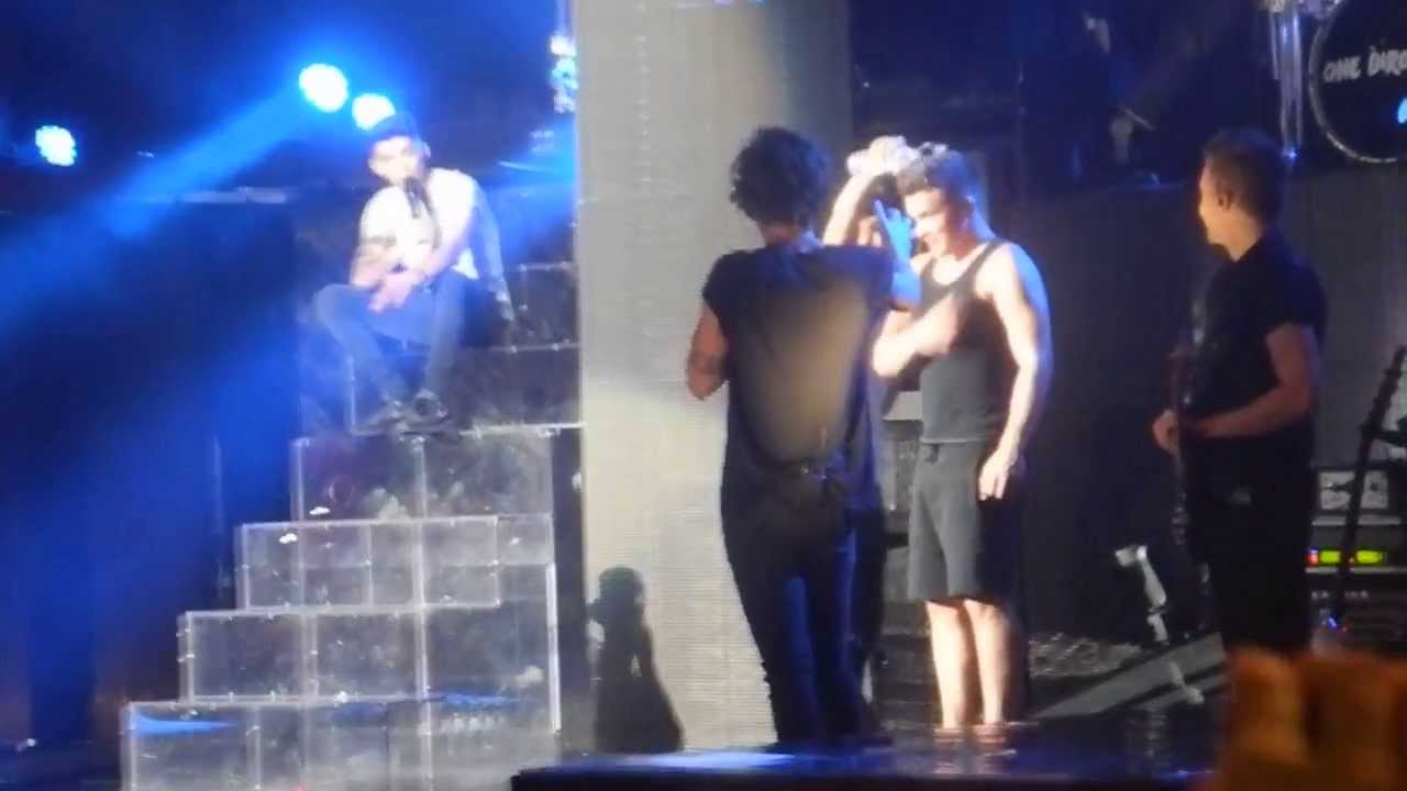 One Direction singing happy birthday to Josh Devine (Toronto July 9, 2013)