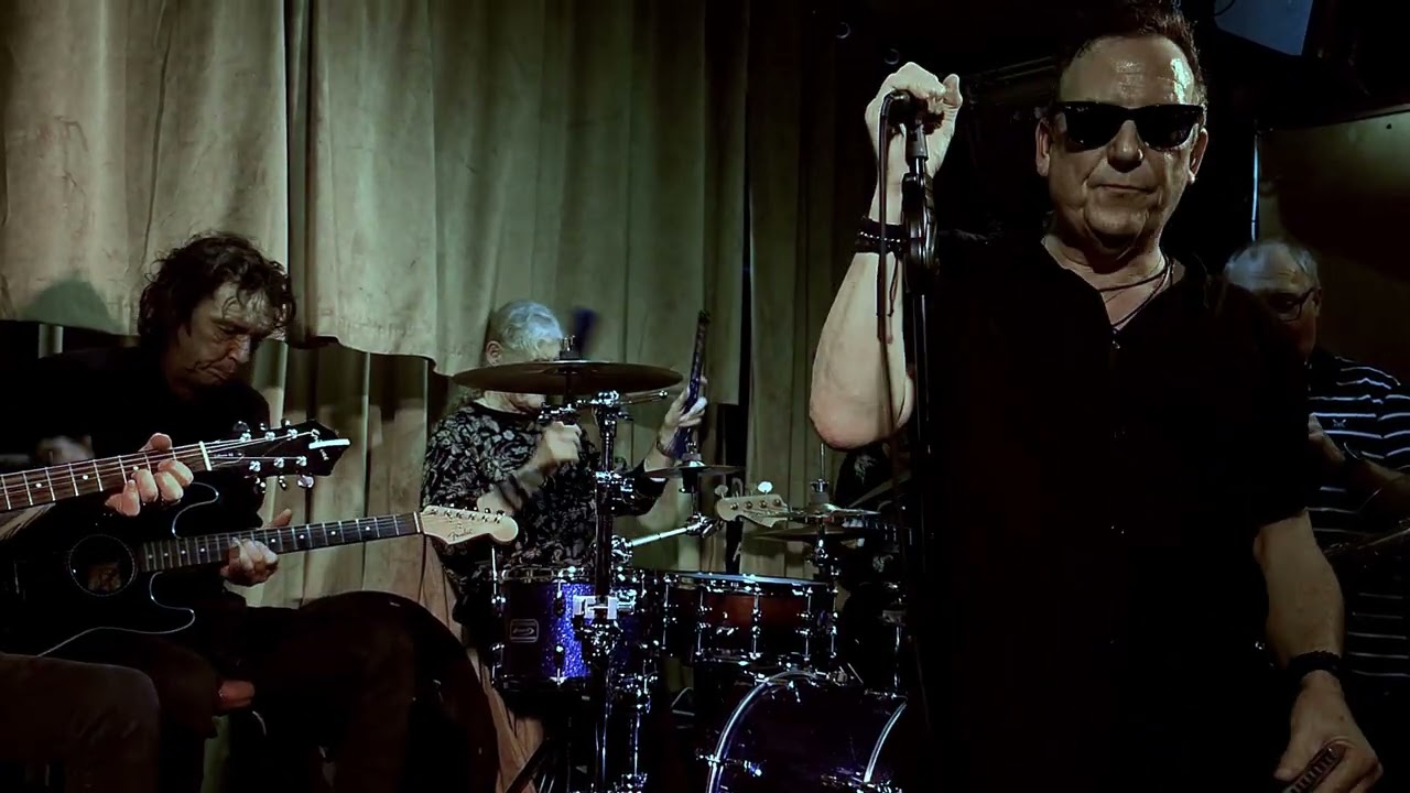 Lee Hedley Blues Band ......Oh! Sweet Nuthin'