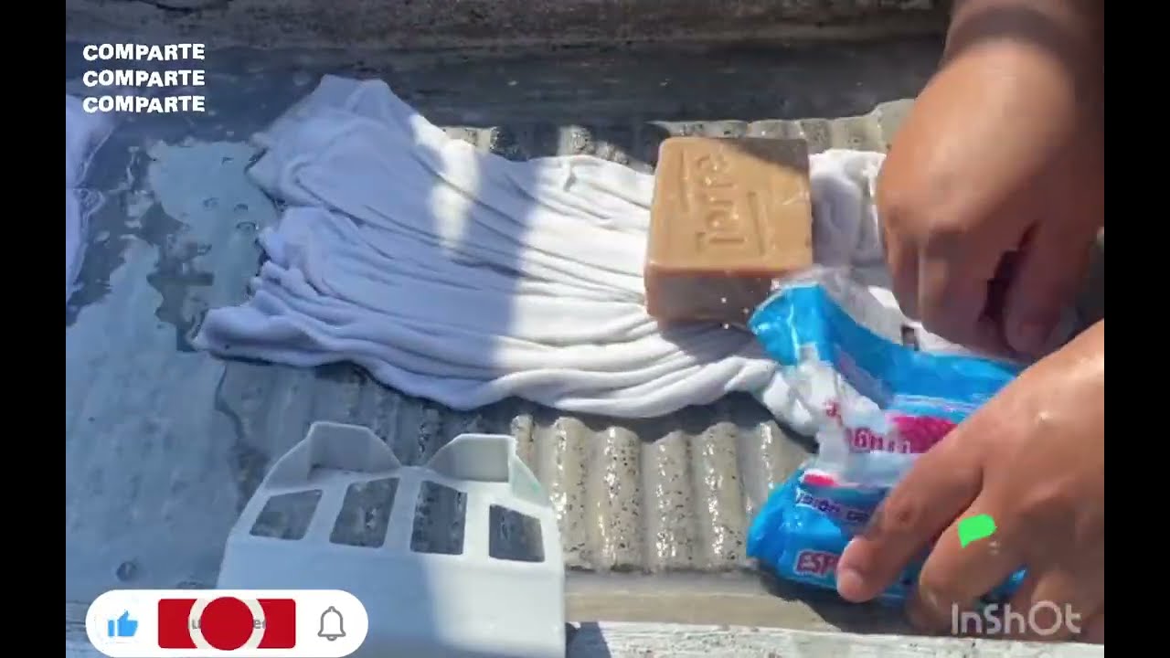 Lavando con espumil azul y torre &oacute;leo finos #asmrjabones #lavandoamano #lavandoenlavadero #lavando 