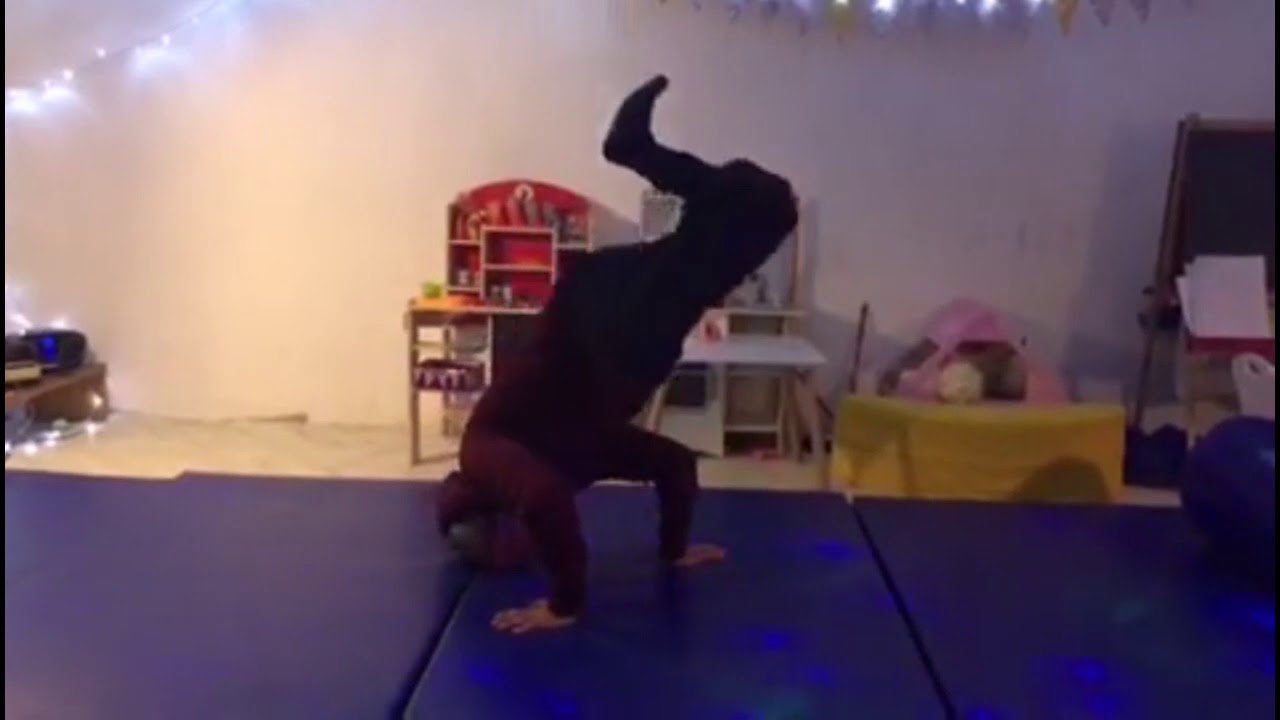 Walddörfer SV - WIR BLEIBEN IN BEWEGUNG: Breakdance 2