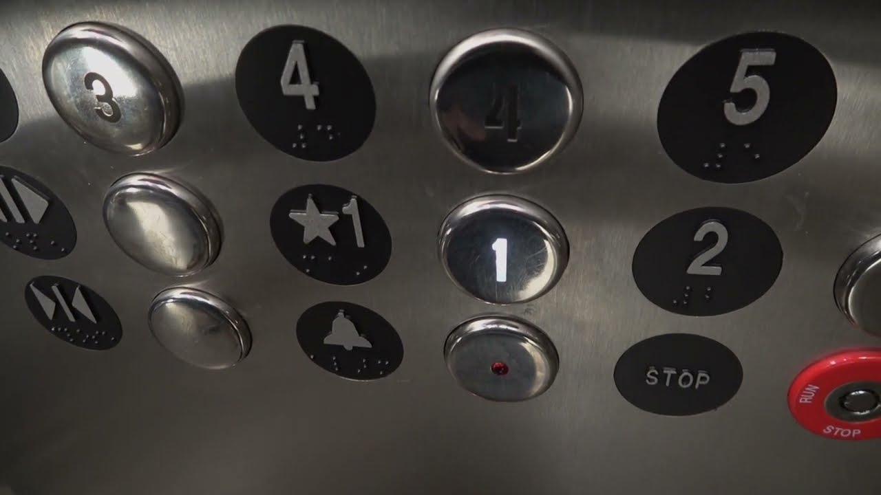 BEAUTIFUL, AWESOME & FAST 2018 KONE ALTA Traction Elevators at The Hyatt Regency in Seattle, WA