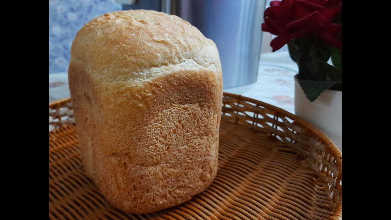 Baking French Bread Using the Bread Maker تحضير الخبز الفرنسي باستعمال آلة تحضير الخبز