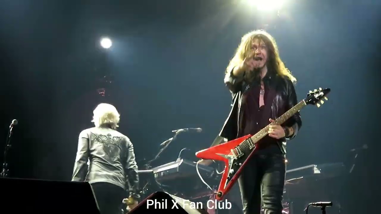 Phil X with Bon Jovi in Austin April 23, 2022 Keep The Faith