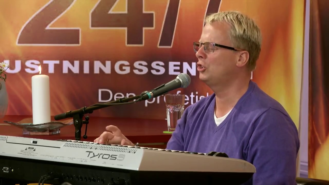 Intro og profetisk velkomst - Apostolisk Profetisk Konferanse 2015 (1:17)