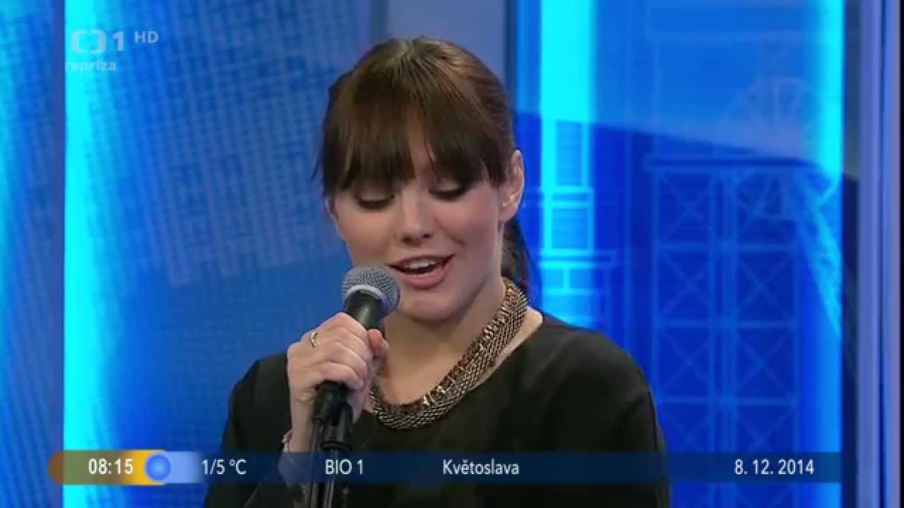 Ewa Farna - Leporelo (Dobré Ráno 08-12-2014)