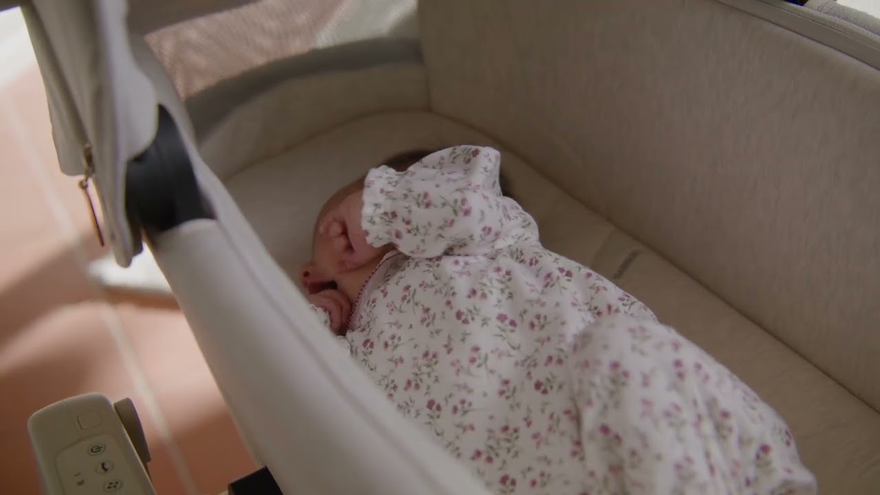 E-Lullaglide, the only stand with electronic movement for Chicco carrycots