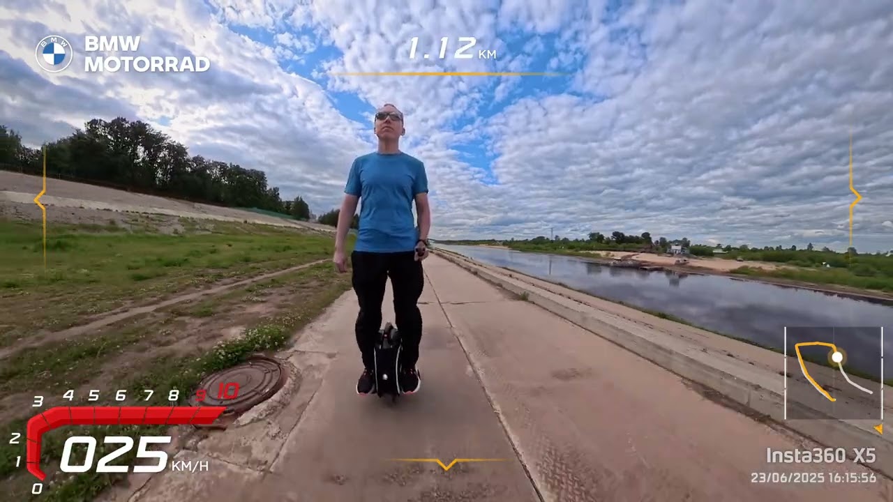 $013 23.06.25   Сыктывкар. Прокатился на моноколесе Inmotion V8S.