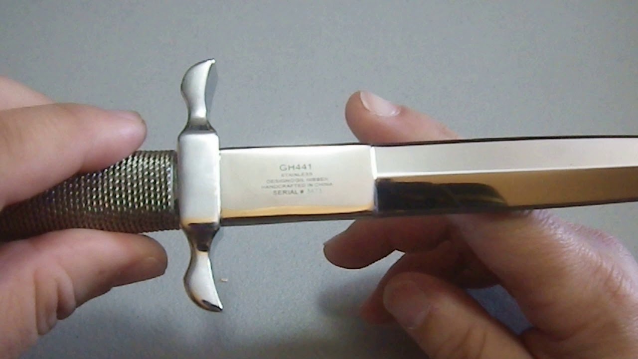 Gear Talk: Gil Hill Dagger