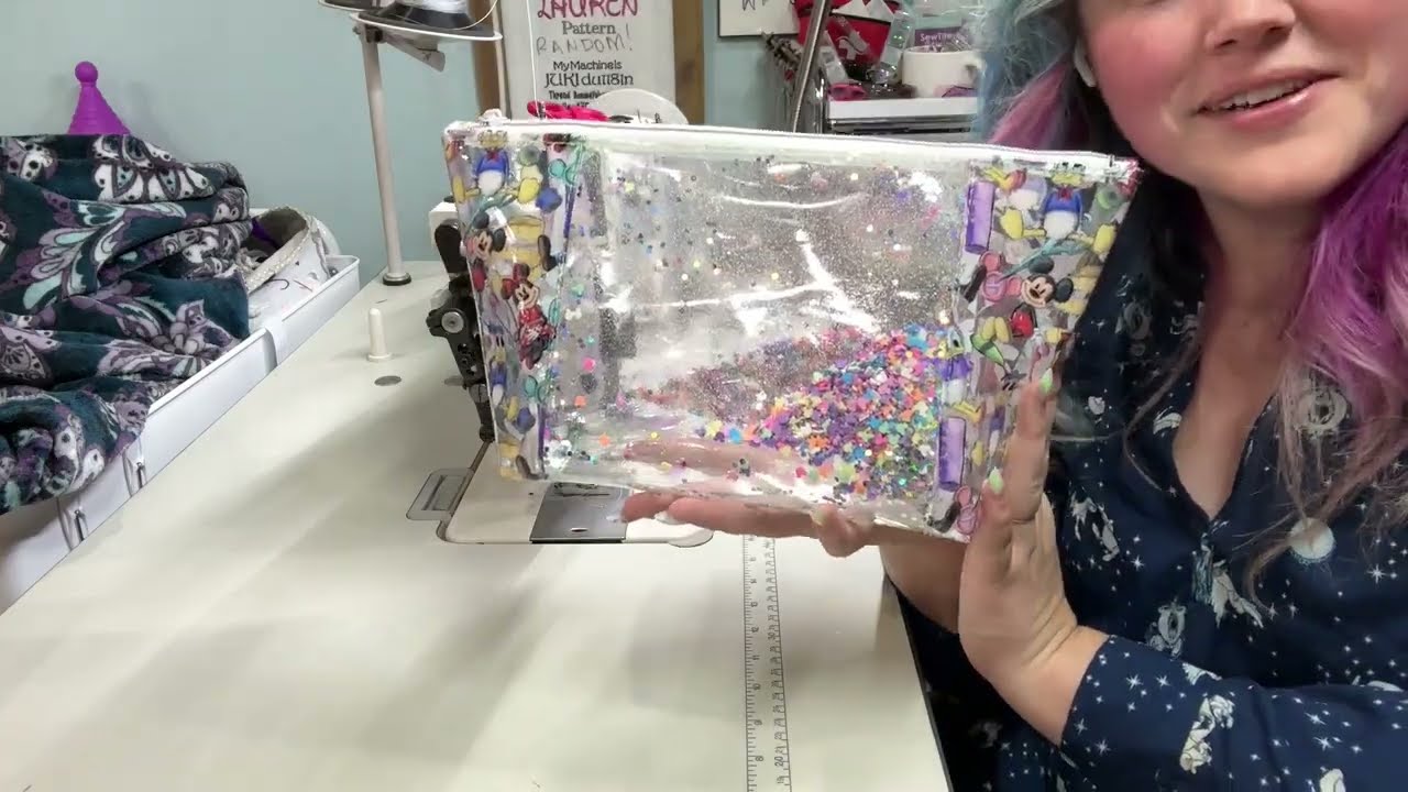 Sewing Clear & Shaker Peek a Boo Beauty Bags