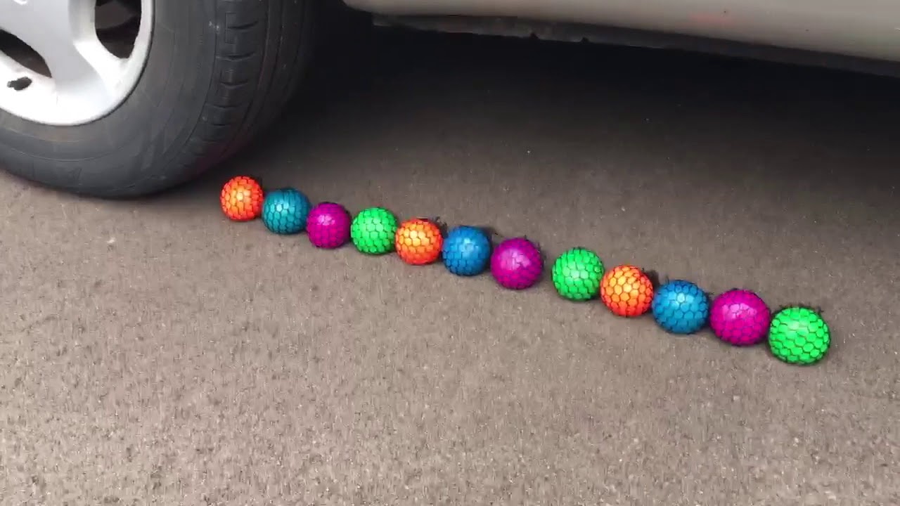 EXPERIMENT CAR VS SQUISHY STRESS BALLS 2