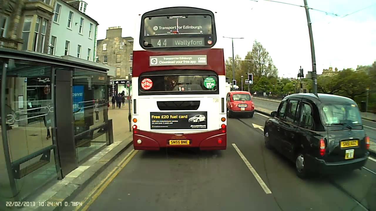 56 towards Waverley via Princes St