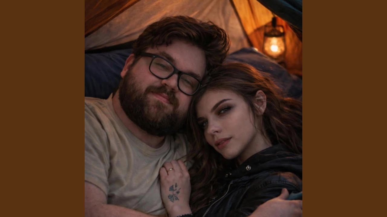 Þetta kvöld heldur okkur saman