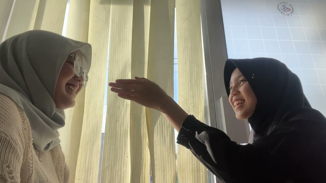 main lawan arah sama sephia