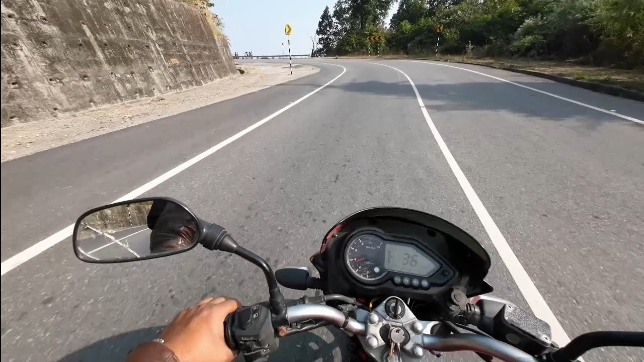 Siliguri to Ramdhura in a 18 year old pulsar 180☆