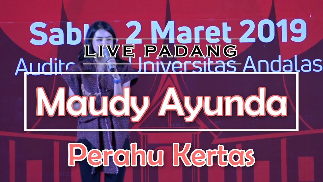 Maudy Ayunda - Perahu Kertas (Acoustic) Live Padang