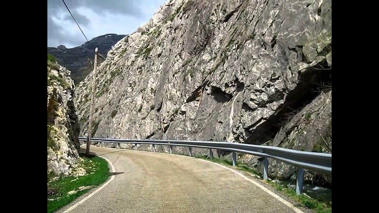 Subida a La Cueta (León)