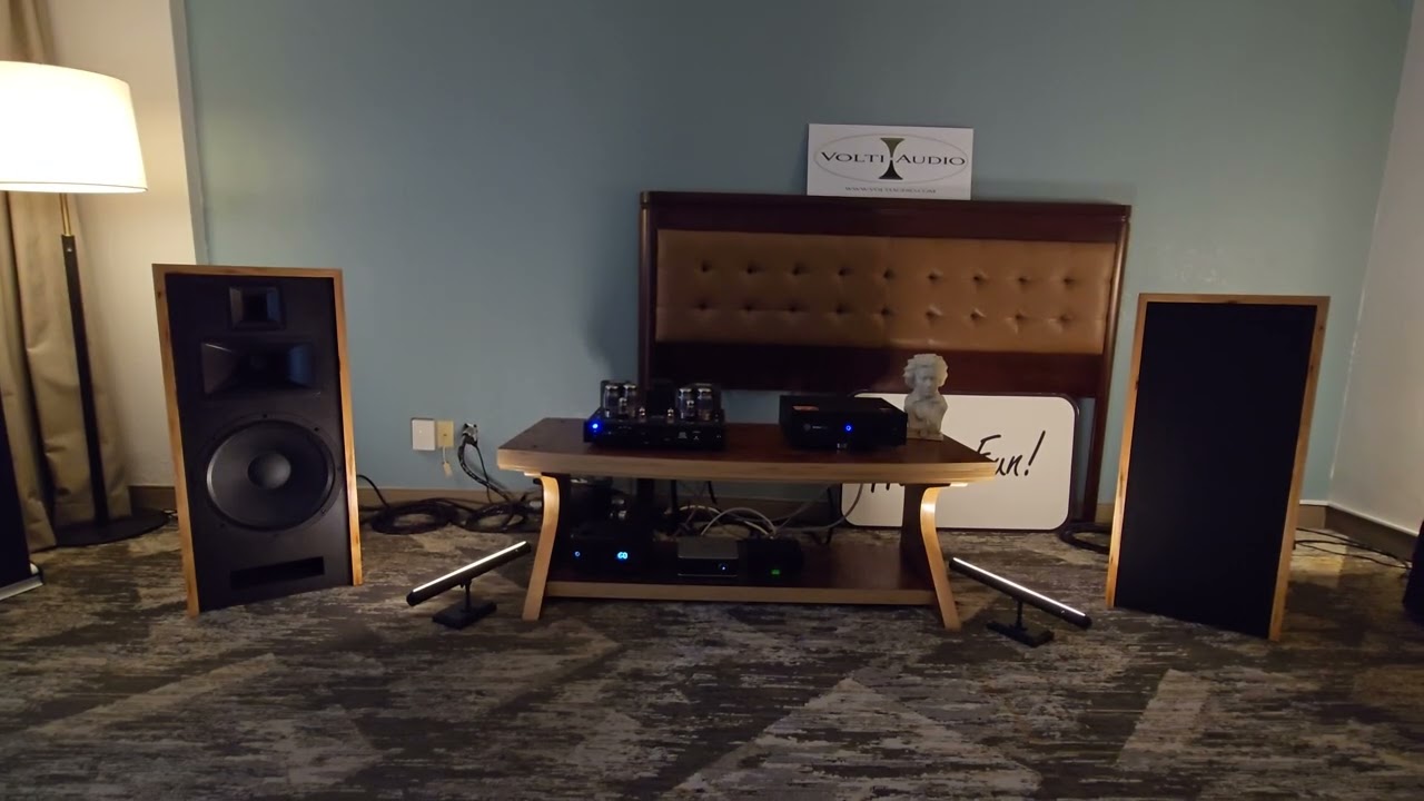 Компания Volti Audio на Международной аудиовыставке во Флориде в 2026 году.