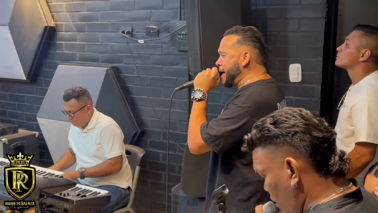 Toma tus Recuerdos ( Ensayo ) Robin peñaloza ( la voz diamante ) 