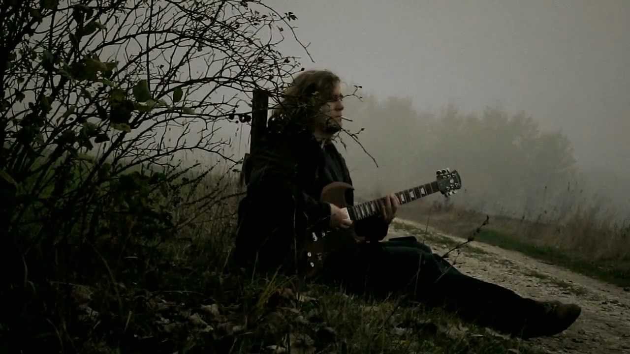 Emil Gruca - Searching (Official Music Video)