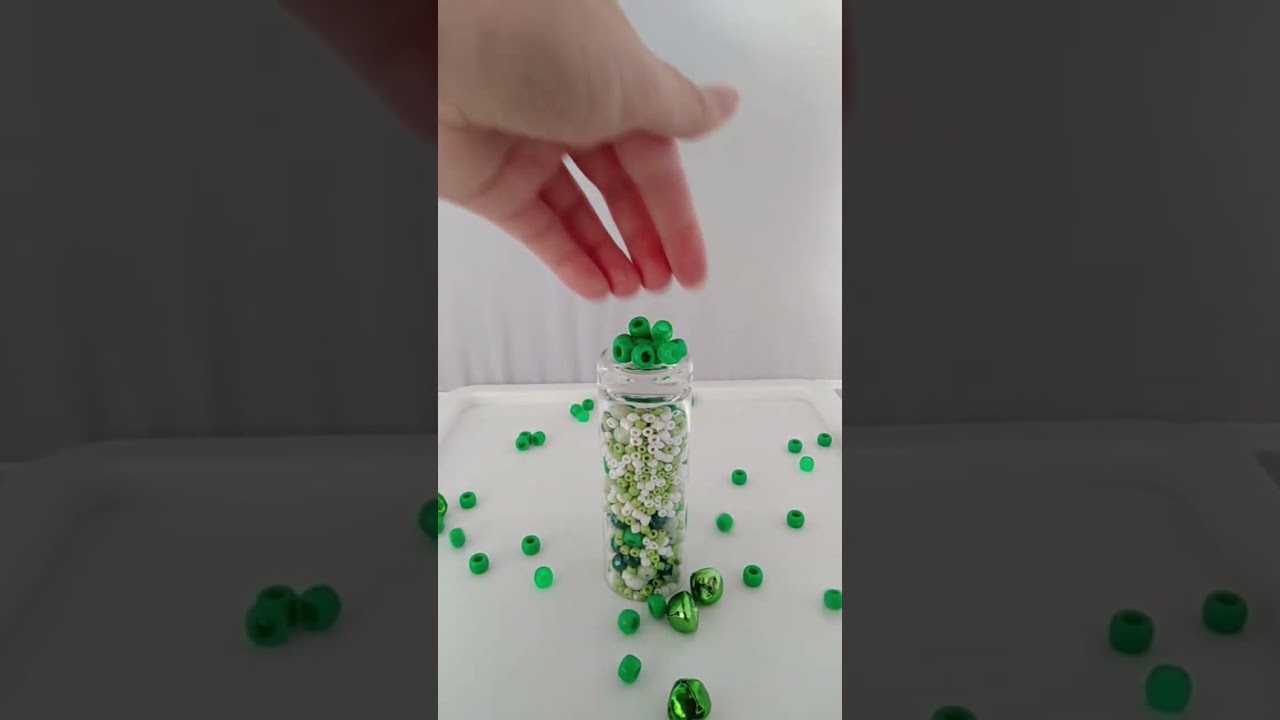 Satisfying Green Bead Tower in Reverse #beadsasmr #beadstowersatisfying