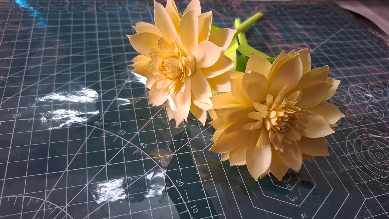 Easy paper flower 🌼 🌸 Step by step tutorial 