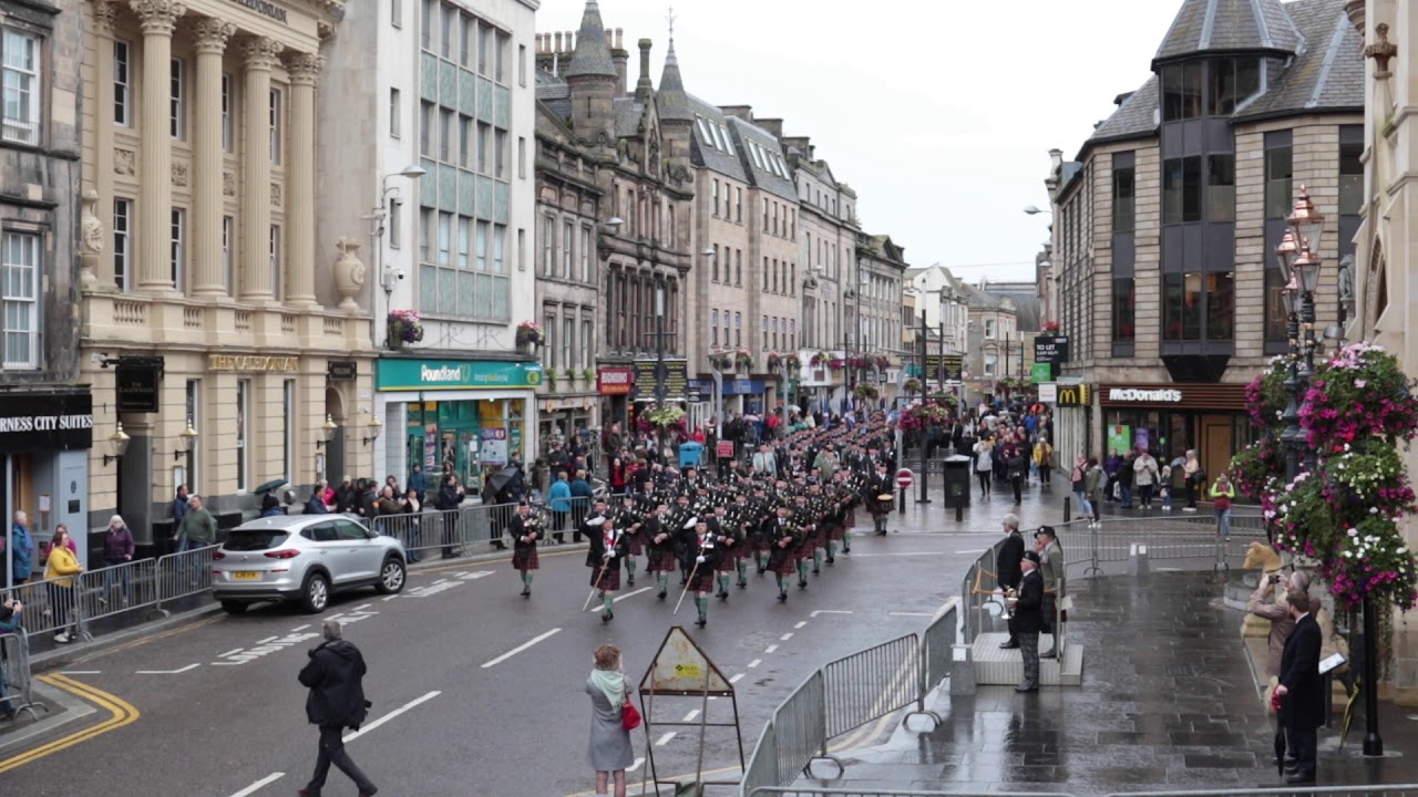 Queens Own Highlanders