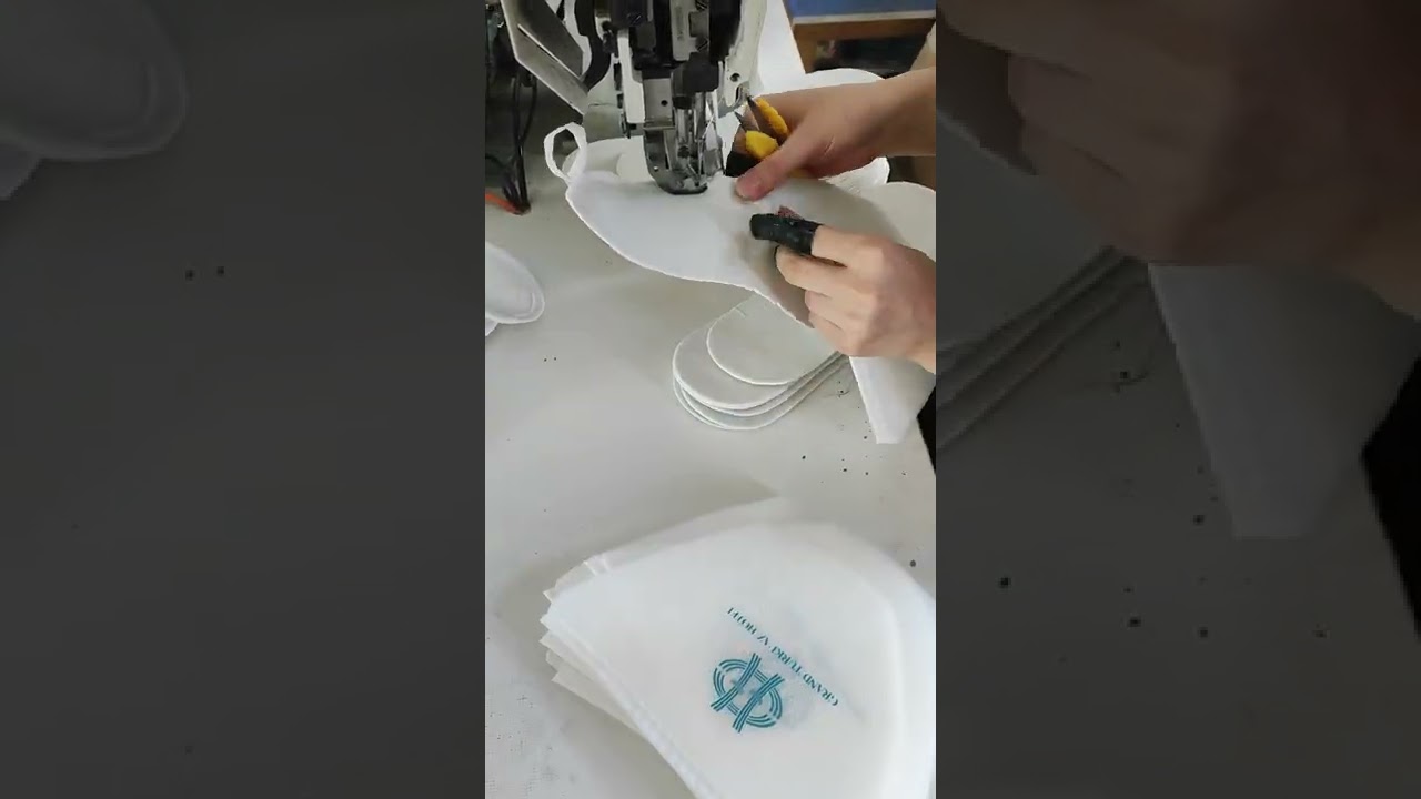 Otellere günlük terlik dikimi