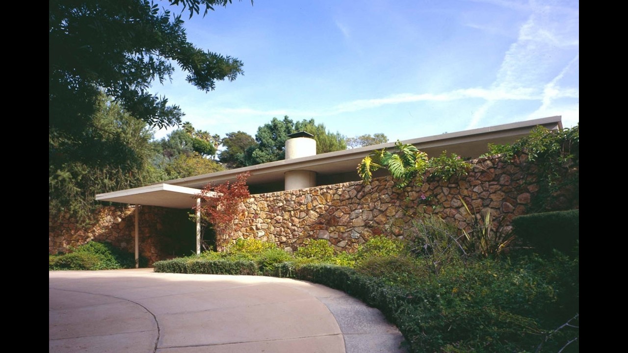 1042 Loma Vista Dr - Trousdale Estates