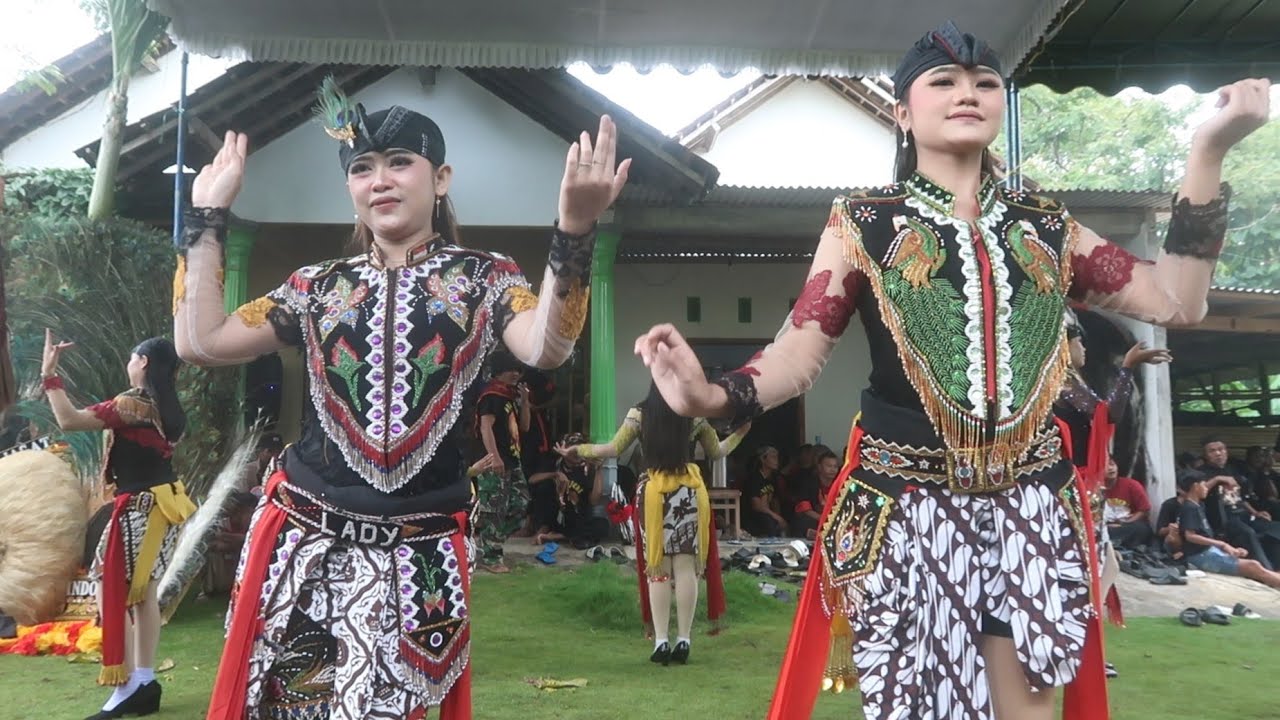 RORO JONGGRANG VERSI JATHILAN
