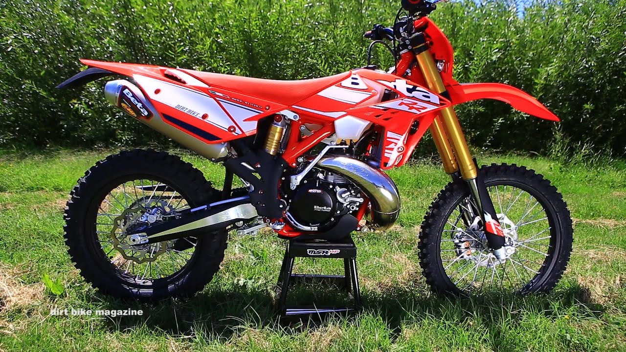 2016 Beta 300 RR 2 Stroke || Offroad 2 Strokes || Dirt Bike Magazine