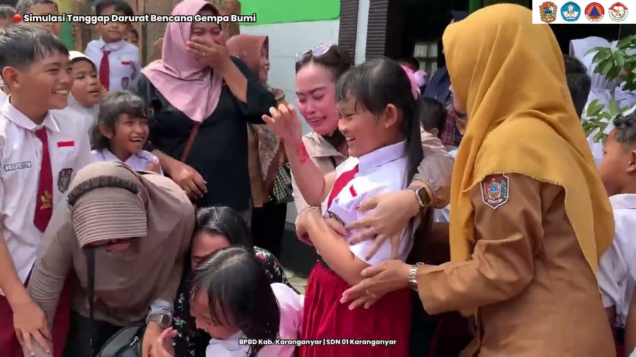 Simulasi Bencana Dalam Rangka HKB (Hari Kesiapsiagaan Bencana) SD N 01 Karanganyar