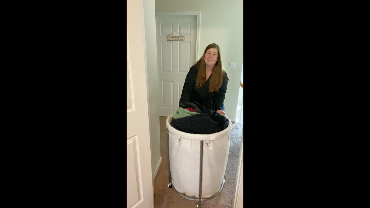 Review of SONGMICS Laundry Basket with Wheels