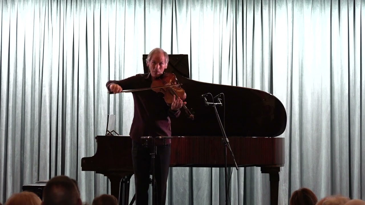 Harmonic fantasy :Up above our heads Garth Knox