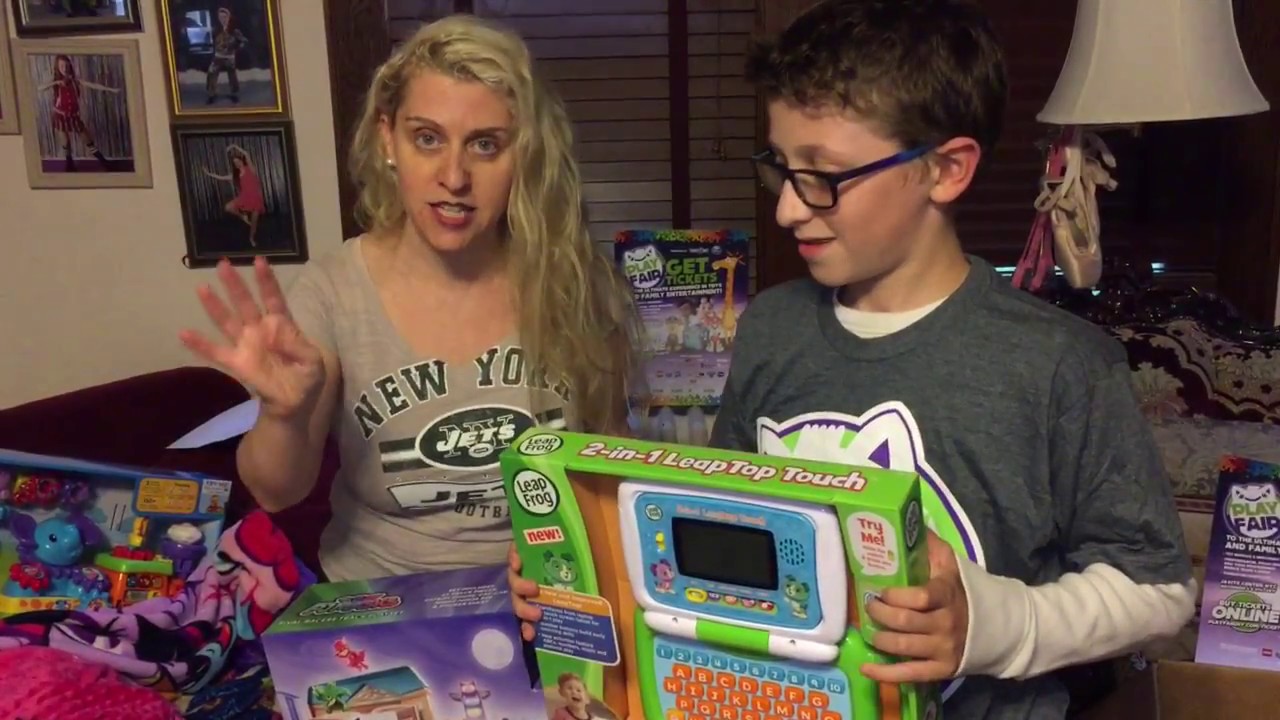 PLAY FAIR NY UNBOXING VIDEO WIN TICKETS AT THESTATETENISLANDFAMILY.COM