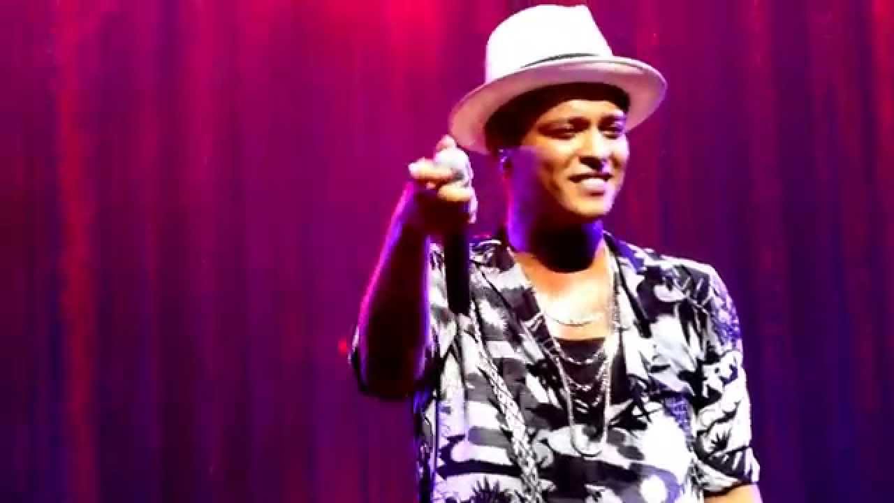 If I Knew/Runaway Baby PNC Arena NC 14 June 14