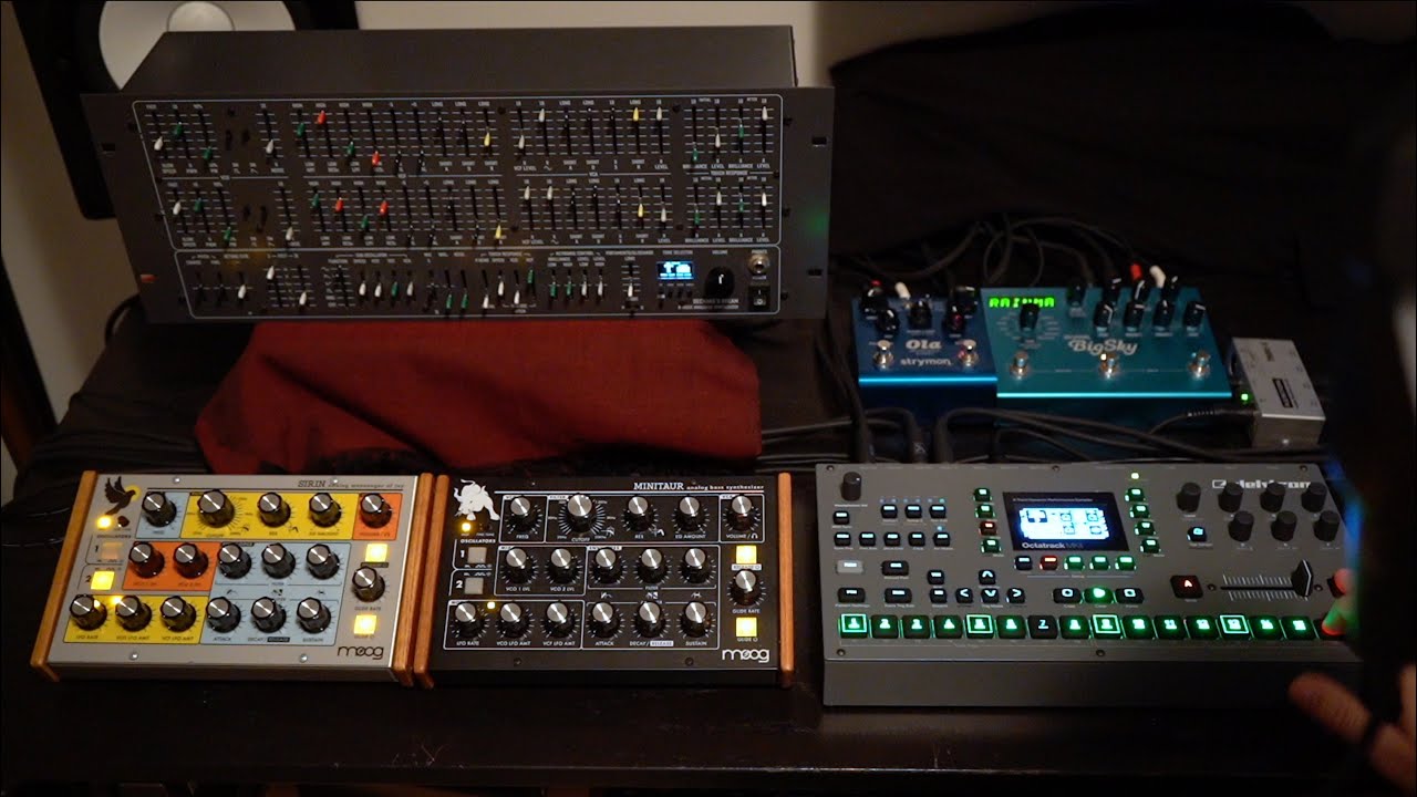 Autumnal jam w/ Elektron Octatrack MkII, Deckard's Dream, Moog Sirin, Minitaur, Strymon Ola, Big Sky