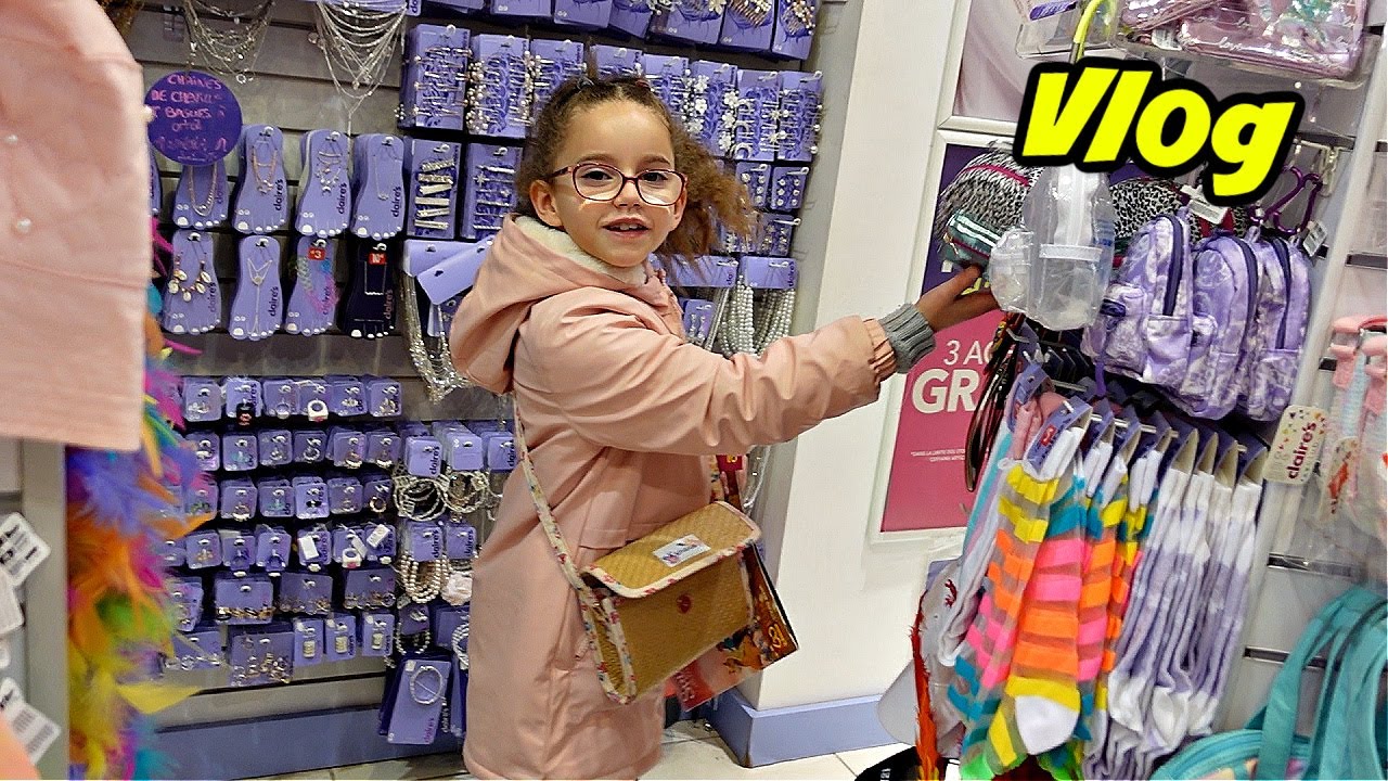 VLOG - Sortie en famille  - Achats CLAIRE'S SOLDES incroyable et galette des rois !